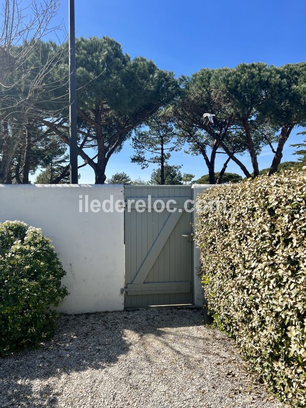 Photo 21 : ENTREE d'une maison située à Le Bois-Plage-en-Ré, île de Ré.