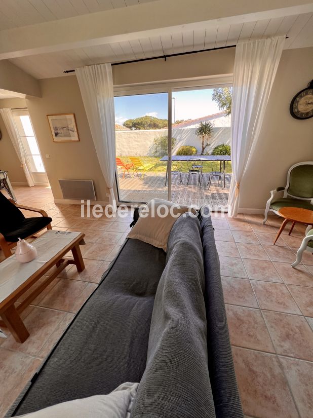 Photo 16 : SEJOUR d'une maison située à Le Bois-Plage-en-Ré, île de Ré.