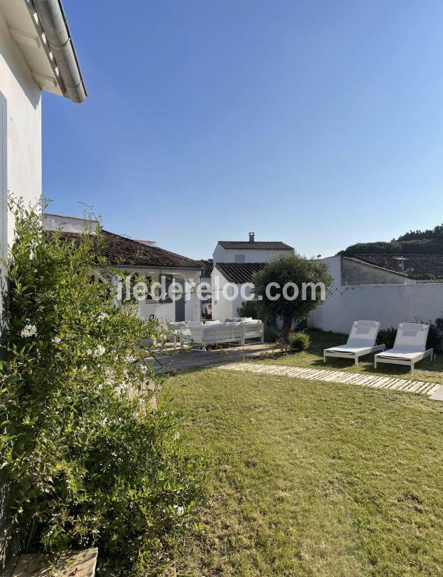 Photo 36 : JARDIN d'une maison située à La Couarde-sur-mer, île de Ré.
