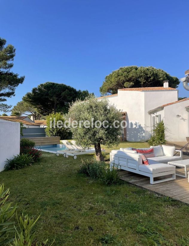 Photo 35 : JARDIN d'une maison située à La Couarde-sur-mer, île de Ré.