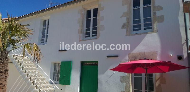 Photo 1 : EXTERIEUR d'une maison située à La Flotte-en-Ré, île de Ré.