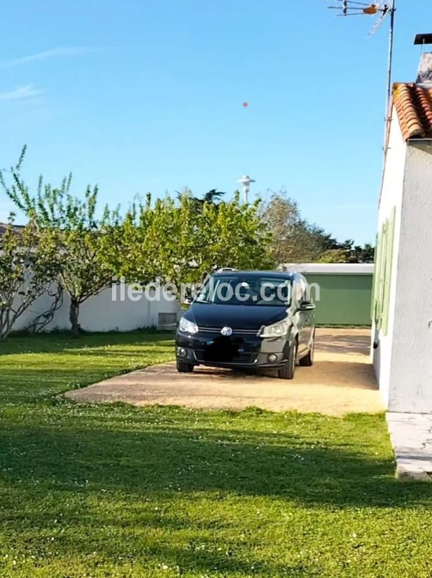 Photo 12 : EXTERIEUR d'une maison située à Loix, île de Ré.