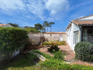 Ile de Ré:Le ballant : villa de plain-pied jardin et parking