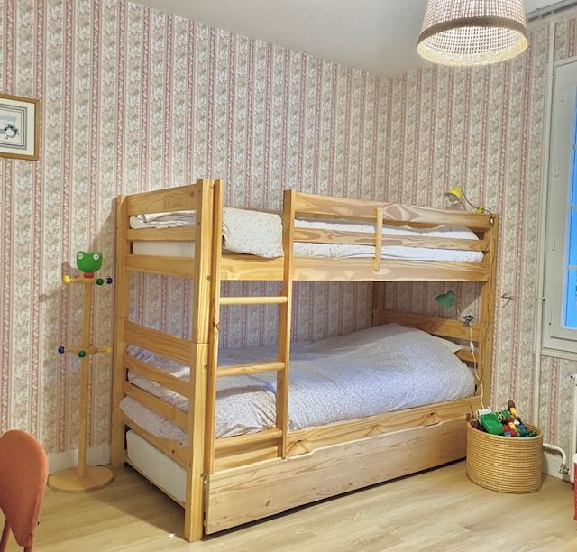 Photo 27 : CHAMBRE d'une maison située à La Flotte-en-Ré, île de Ré.