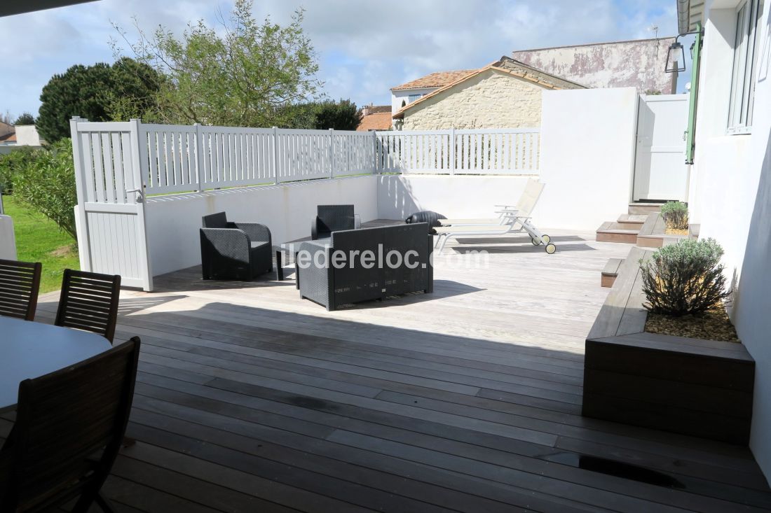 Photo 5 : TERRASSE d'une maison située à La Couarde-sur-mer, île de Ré.