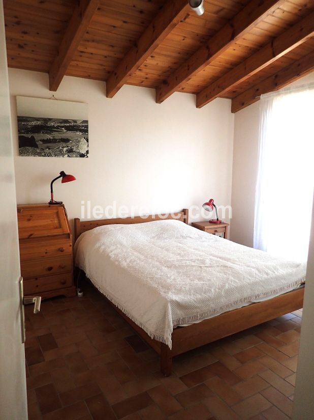 Photo 25 : CHAMBRE d'une maison situ&eacute;e &agrave; Les Portes-en-R&eacute;, &icirc;le de R&eacute;.