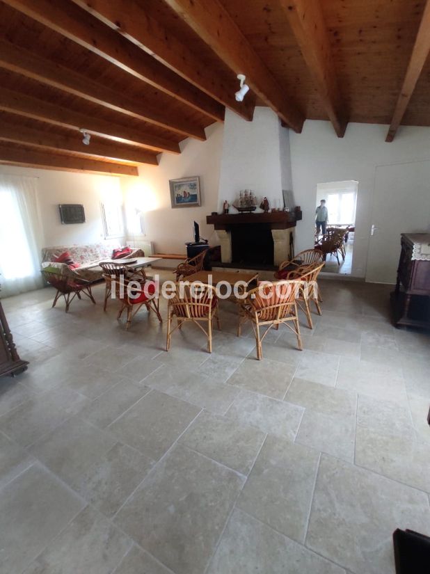 Photo 16 : SEJOUR d'une maison situ&eacute;e &agrave; Les Portes-en-R&eacute;, &icirc;le de R&eacute;.