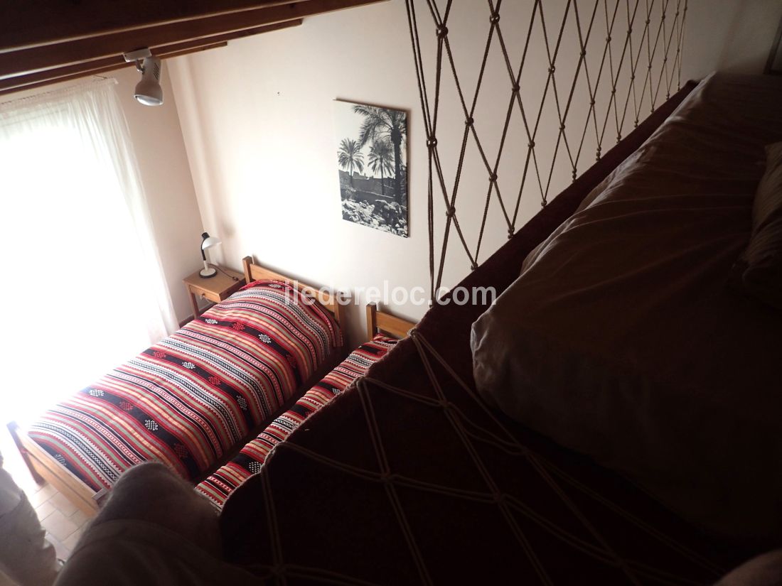 Photo 18 : CHAMBRE d'une maison situ&eacute;e &agrave; Les Portes-en-R&eacute;, &icirc;le de R&eacute;.