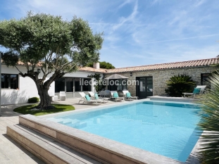 Ile de R&eacute;:Villa belle au bois