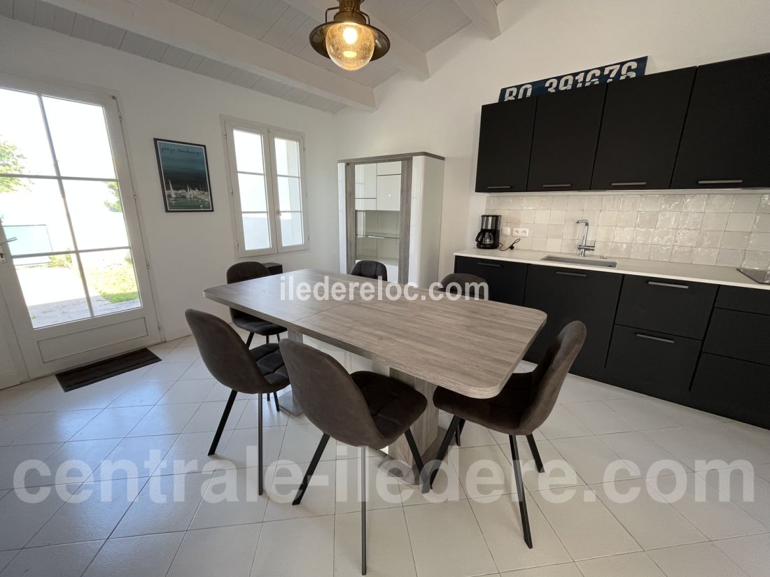 Photo 8 : NC d'une maison situ&eacute;e &agrave; La Couarde-sur-mer, &icirc;le de R&eacute;.