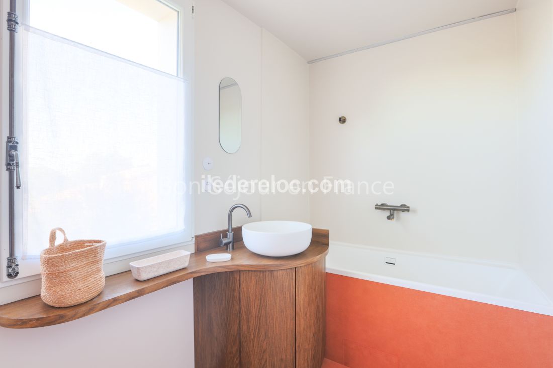 Photo 31 : NC d'une maison situ&eacute;e &agrave; La Couarde-sur-mer, &icirc;le de R&eacute;.