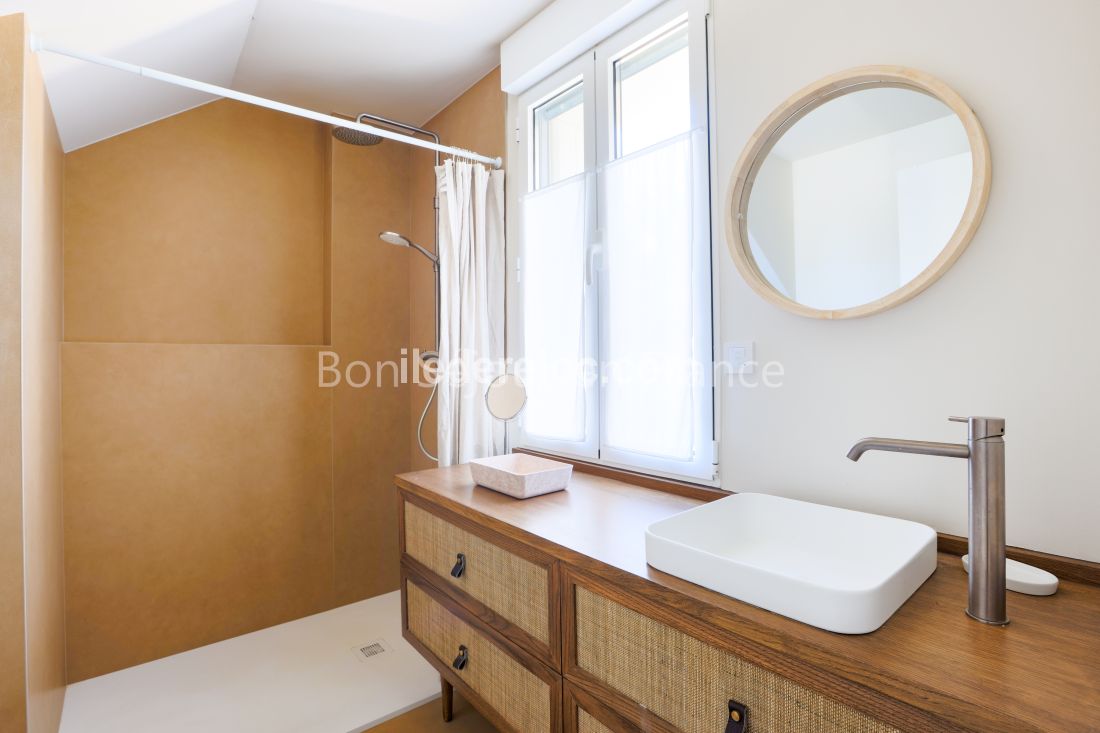 Photo 16 : NC d'une maison situ&eacute;e &agrave; La Couarde-sur-mer, &icirc;le de R&eacute;.