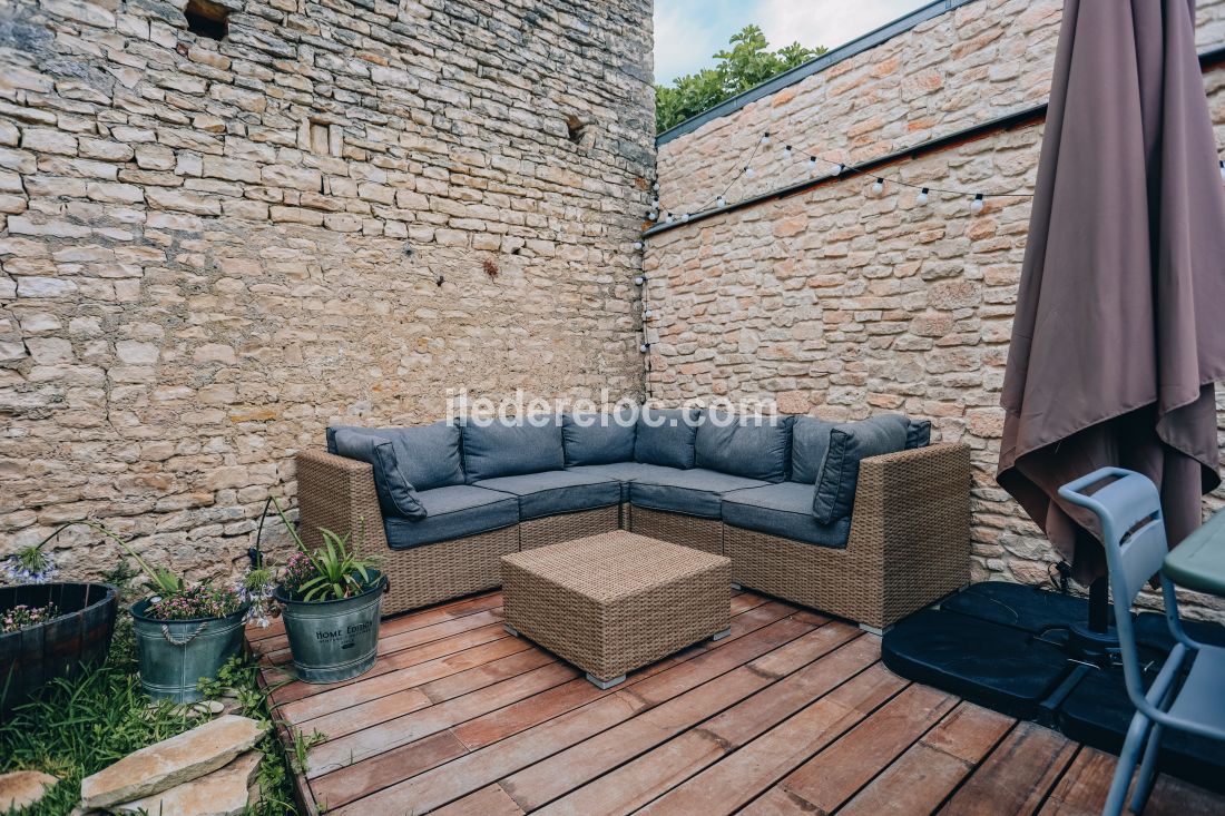 Photo 26 : JARDIN d'une maison situ&eacute;e &agrave; Le Bois-Plage-en-R&eacute;, &icirc;le de R&eacute;.