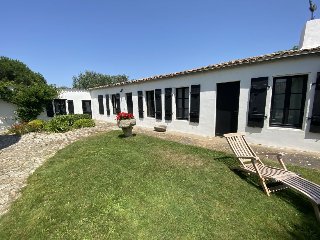Photo 14 : NC d'une maison située à Ars en Ré, île de Ré.