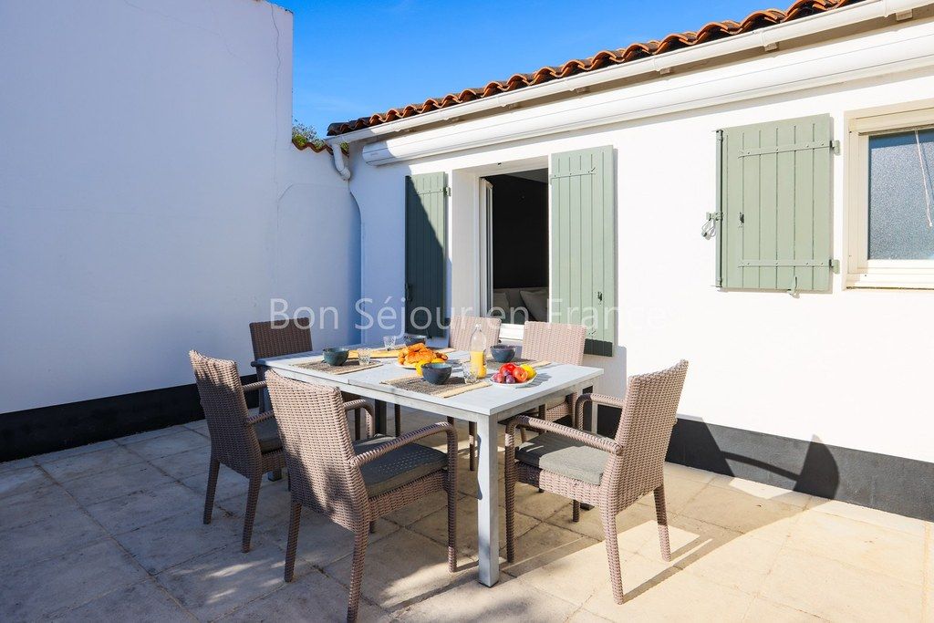 Photo 14 : NC d'une maison situ&eacute;e &agrave; La Flotte-en-R&eacute;, &icirc;le de R&eacute;.