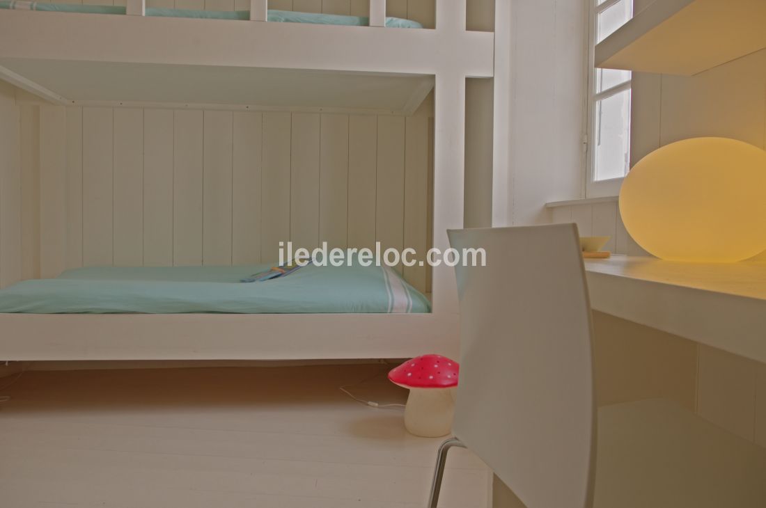 Photo 14 : NC d'une maison situ&eacute;e &agrave; Ars en R&eacute;, &icirc;le de R&eacute;.