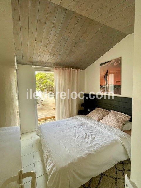 Photo 30 : CHAMBRE d'une maison située à Le Bois-Plage-en-Ré, île de Ré.