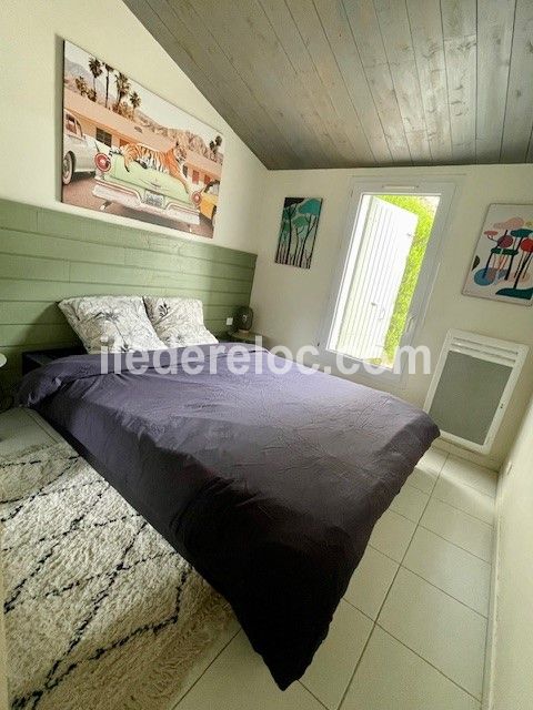 Photo 31 : CHAMBRE d'une maison située à Le Bois-Plage-en-Ré, île de Ré.