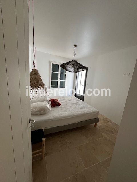 Photo 41 : CHAMBRE d'une maison située à Sainte-Marie-de-Ré, île de Ré.