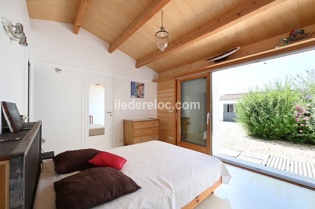 Photo 10 : NC d'une maison situ&eacute;e &agrave; Sainte-Marie-de-R&eacute;, &icirc;le de R&eacute;.