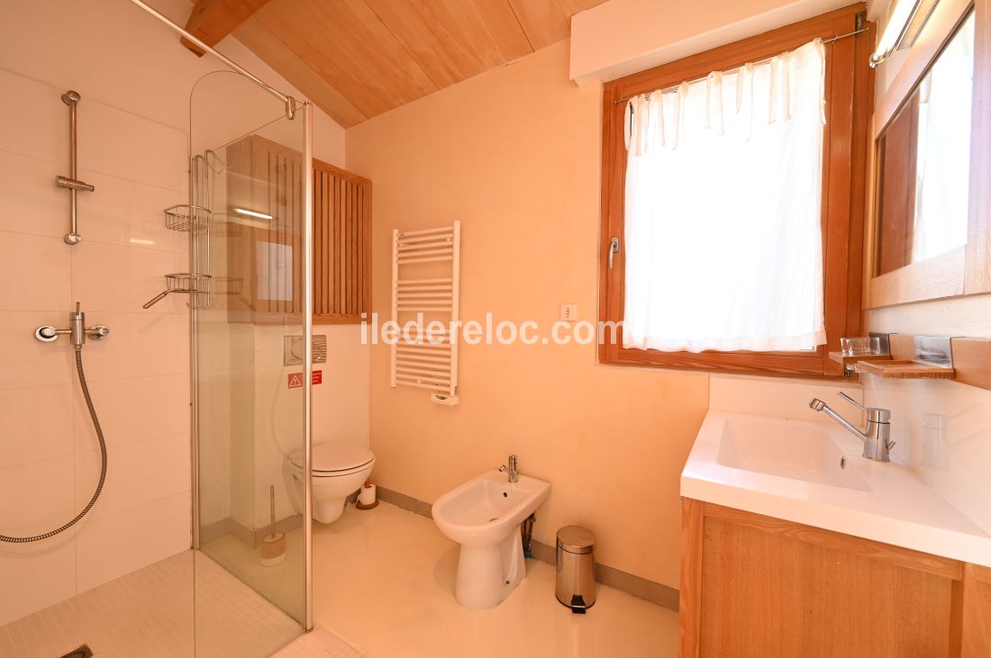 Photo 11 : NC d'une maison situ&eacute;e &agrave; Sainte-Marie-de-R&eacute;, &icirc;le de R&eacute;.