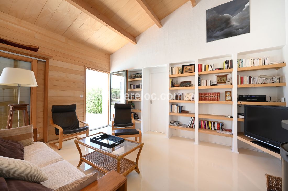 Photo 8 : NC d'une maison situ&eacute;e &agrave; Sainte-Marie-de-R&eacute;, &icirc;le de R&eacute;.