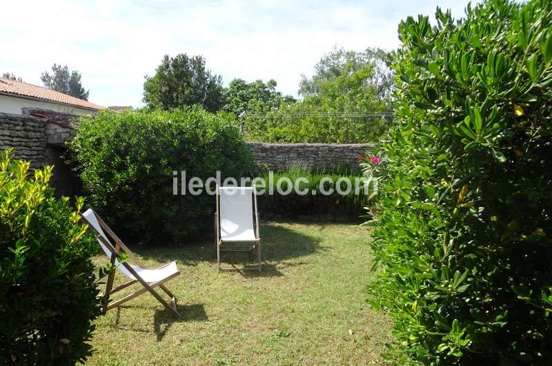 Photo 3 : JARDIN d'une maison située à La Couarde-sur-mer, île de Ré.