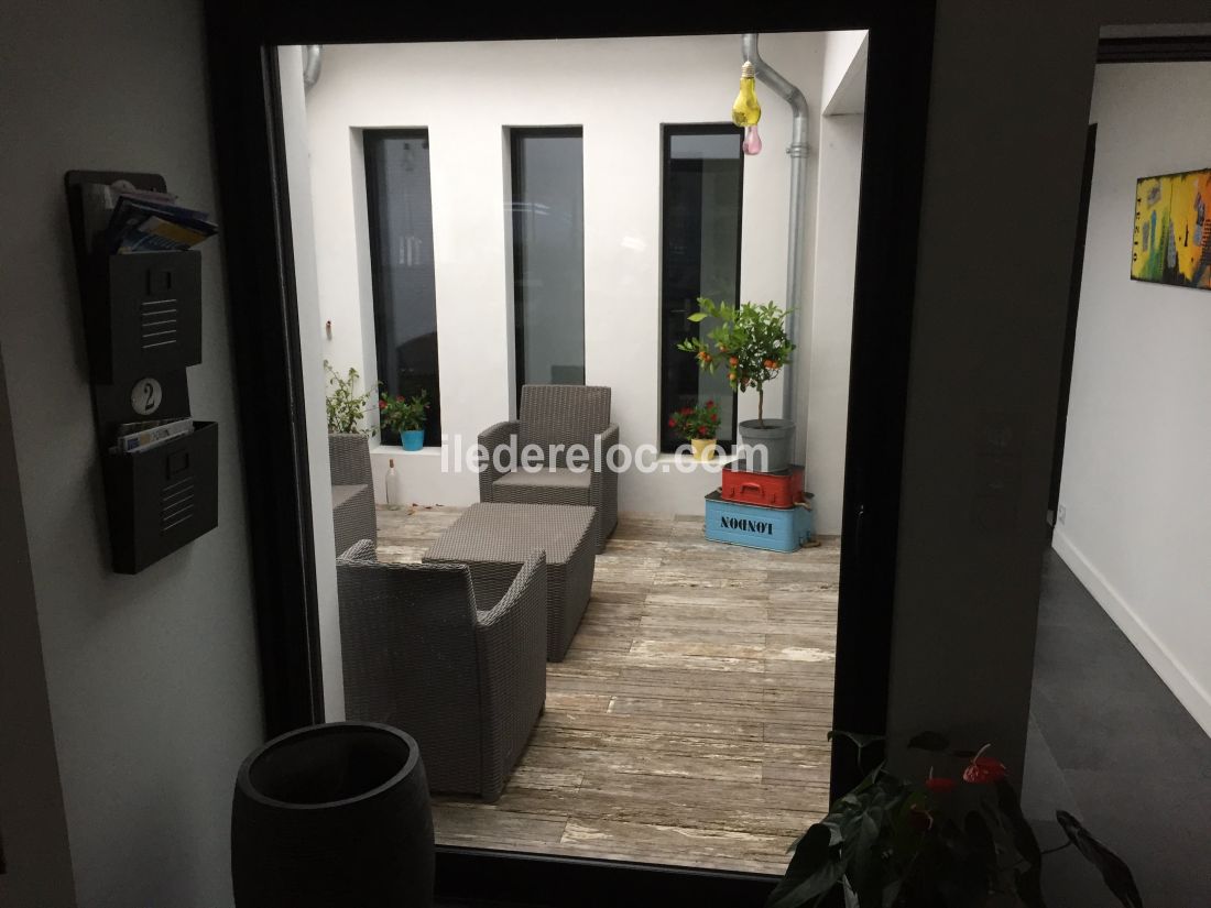 Photo 19 : PATIO d'une maison située à La Flotte-en-Ré, île de Ré.