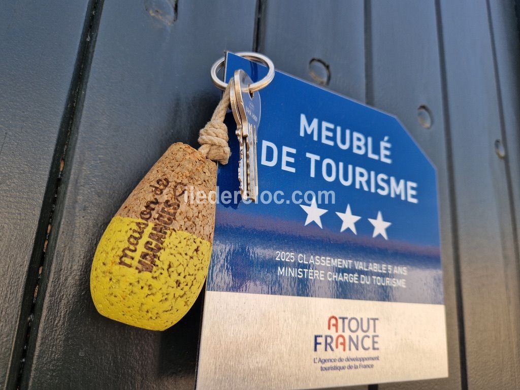 Photo 9 : ENTREE d'une maison situ&eacute;e &agrave; La Flotte-en-R&eacute;, &icirc;le de R&eacute;.