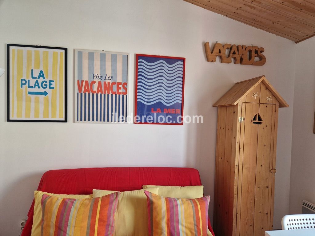 Photo 15 : SEJOUR d'une maison situ&eacute;e &agrave; La Flotte-en-R&eacute;, &icirc;le de R&eacute;.