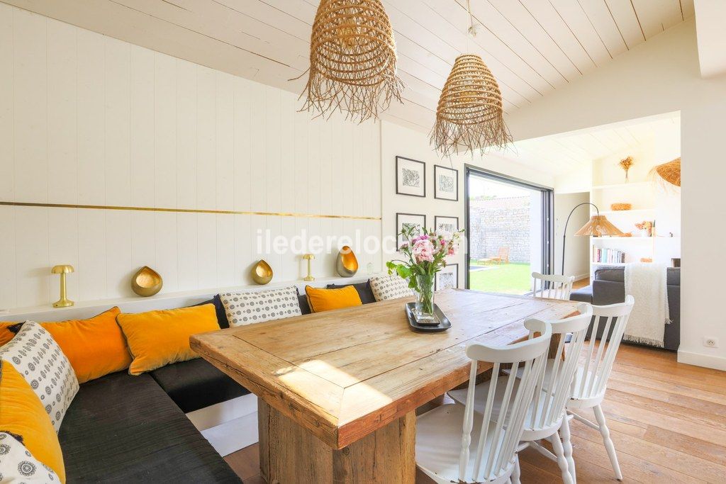 Photo 5 : NC d'une maison situ&eacute;e &agrave; Sainte-Marie-de-R&eacute;, &icirc;le de R&eacute;.