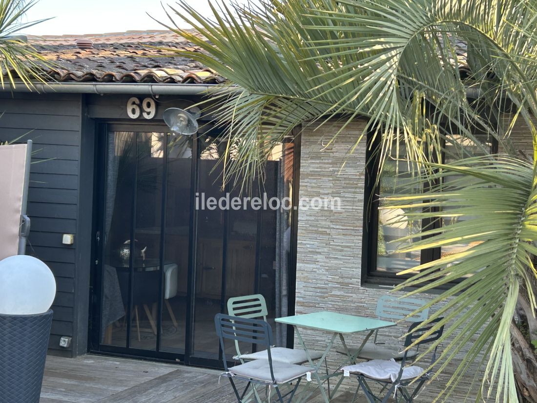 Photo 10 : TERRASSE d'une maison située à La Flotte-en-Ré, île de Ré.