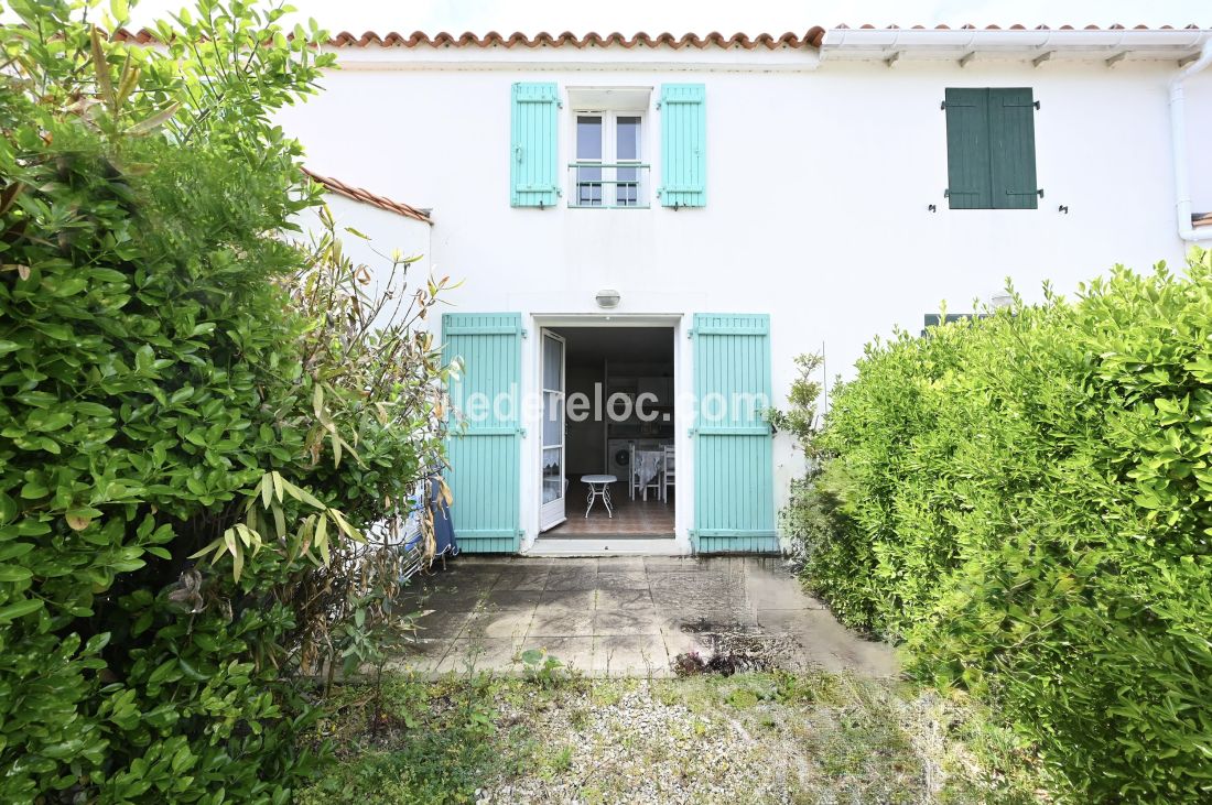 Photo 13 : NC d'une maison situ&eacute;e &agrave; Ars en R&eacute;, &icirc;le de R&eacute;.