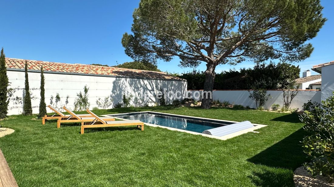 Photo 12 : JARDIN d'une maison située à Loix, île de Ré.