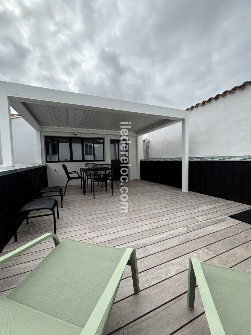 Photo 4 : TERRASSE d'une maison située à La Flotte-en-Ré, île de Ré.