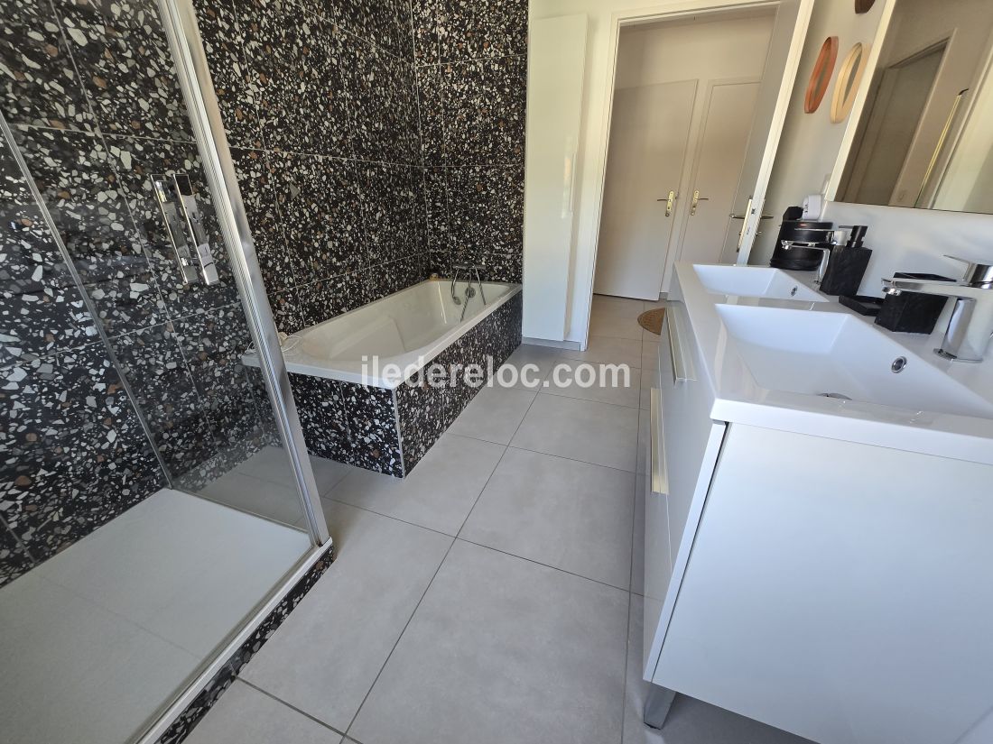 Photo 17 : NC d'une maison située à Rivedoux-Plage, île de Ré.