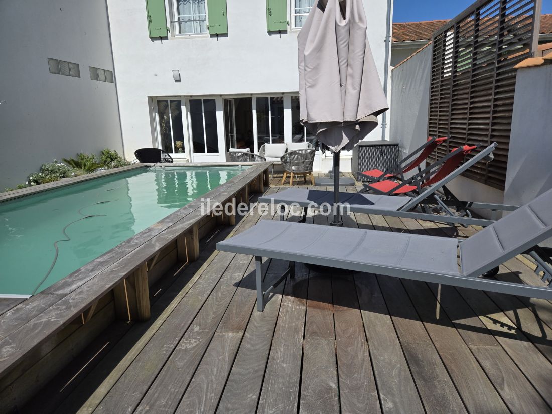 Photo 23 : PISCINE d'une maison située à Rivedoux-Plage, île de Ré.