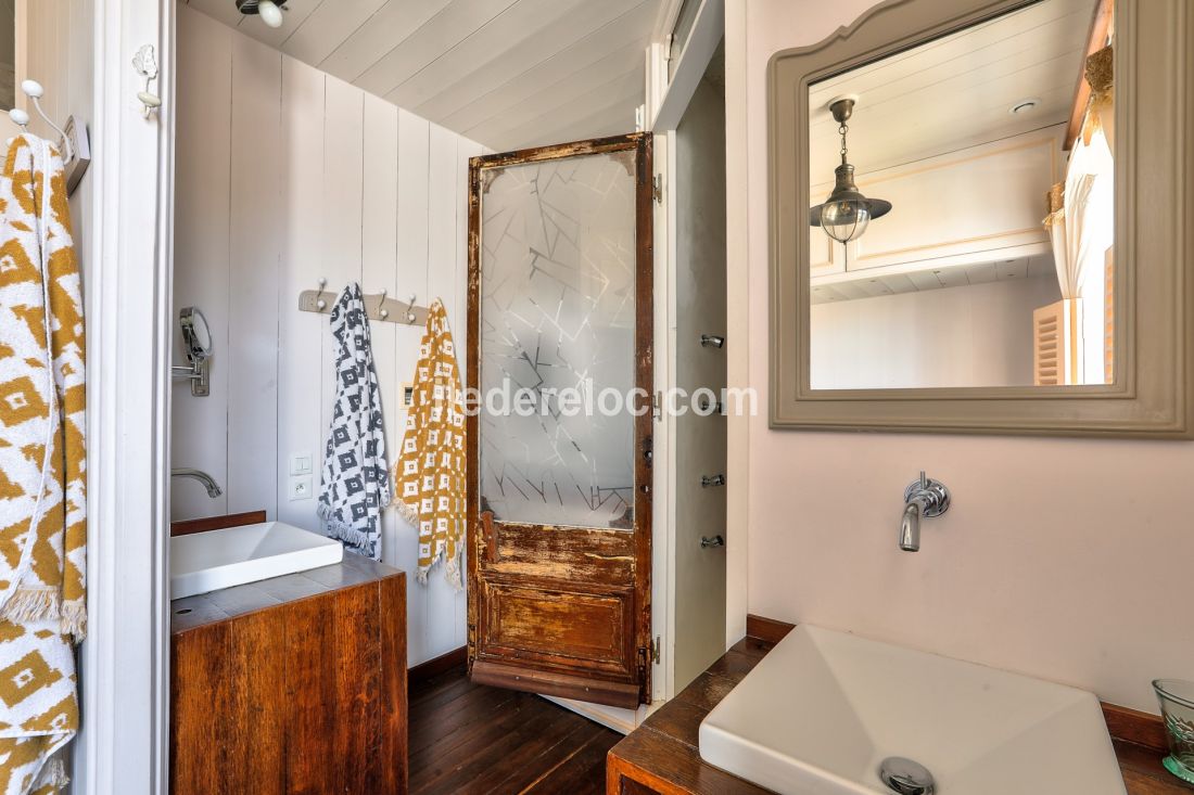 Photo 12 : NC d'une maison située à Sainte-Marie-de-Ré, île de Ré.