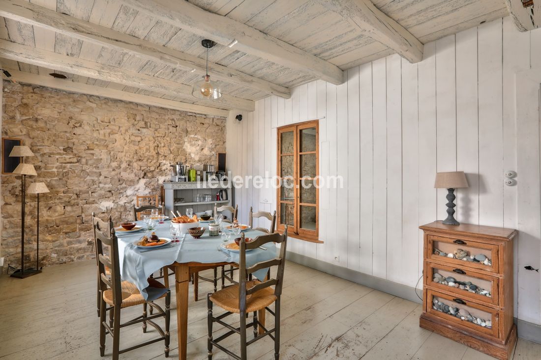 Photo 5 : NC d'une maison située à Sainte-Marie-de-Ré, île de Ré.