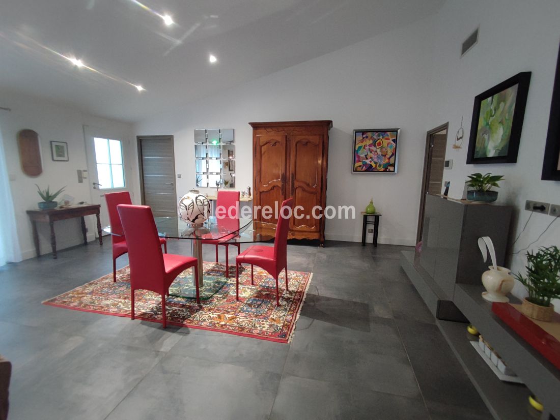 Photo 5 : NC d'une maison située à Rivedoux-Plage, île de Ré.