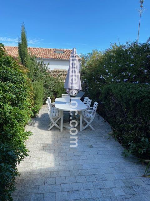 Photo 10 : JARDIN d'une maison située à Loix, île de Ré.