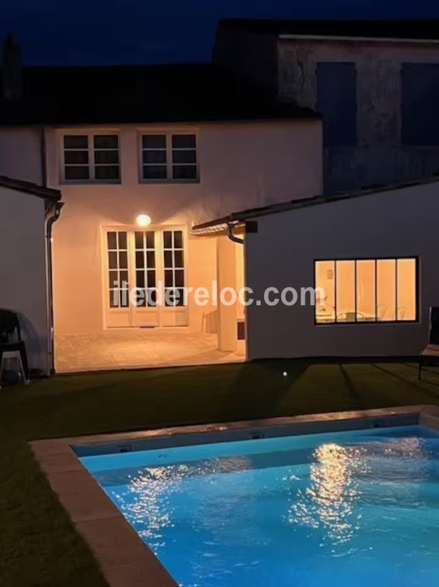 Photo 17 : JARDIN d'une maison située à Le Bois-Plage-en-Ré, île de Ré.
