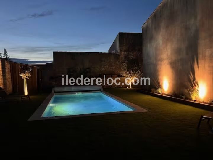 Photo 15 : PISCINE d'une maison située à Le Bois-Plage-en-Ré, île de Ré.