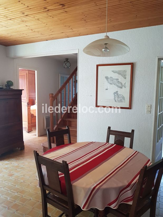 Photo 6 : SEJOUR d'une maison située à Ars en Ré, île de Ré.