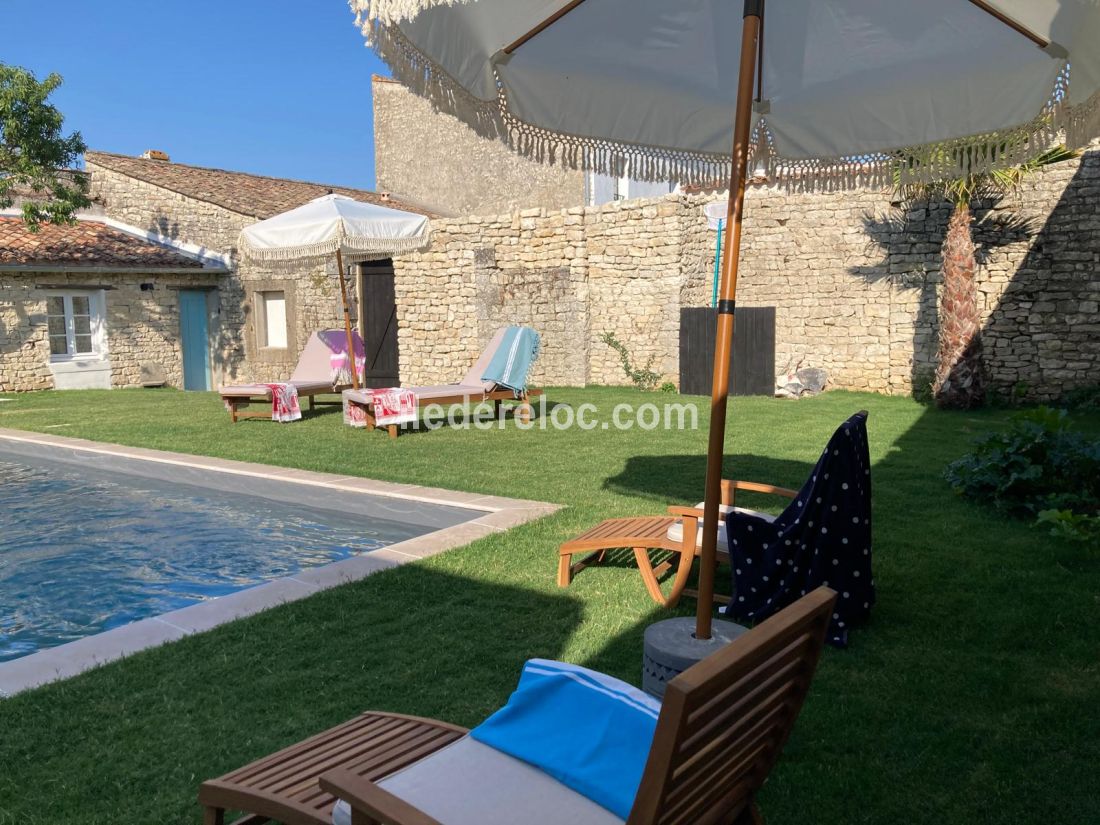 Photo 6 : PISCINE d'une maison située à Sainte-Marie-de-Ré, île de Ré.