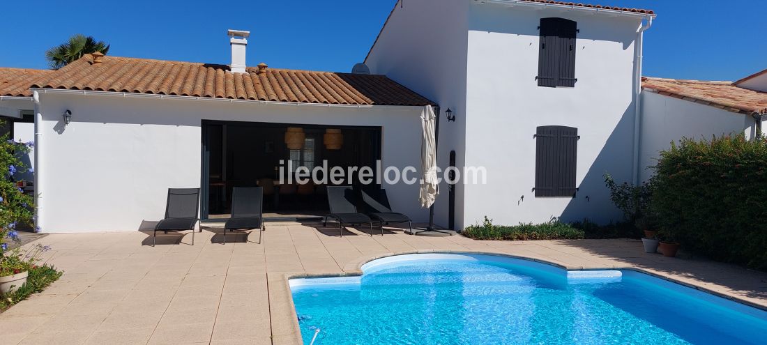 Photo 29 : EXTERIEUR d'une maison située à Rivedoux-Plage, île de Ré.
