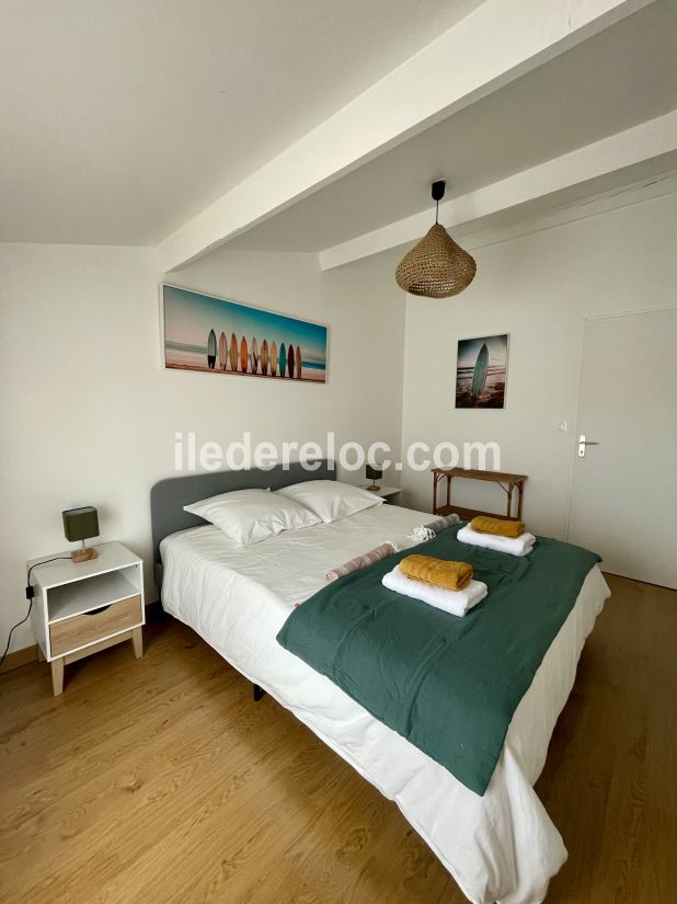 Photo 17 : CHAMBRE d'une maison située à Rivedoux-Plage, île de Ré.