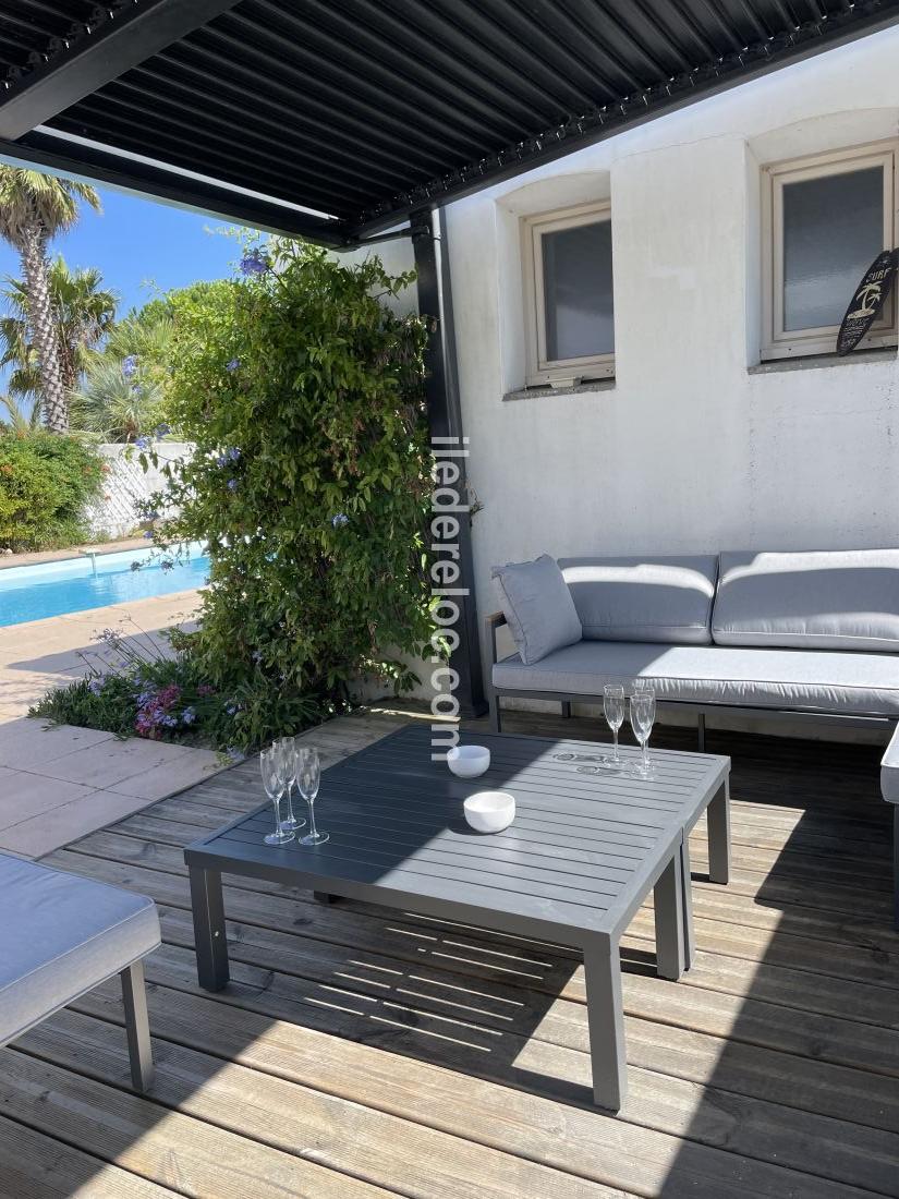 Photo 21 : TERRASSE d'une maison située à Rivedoux-Plage, île de Ré.