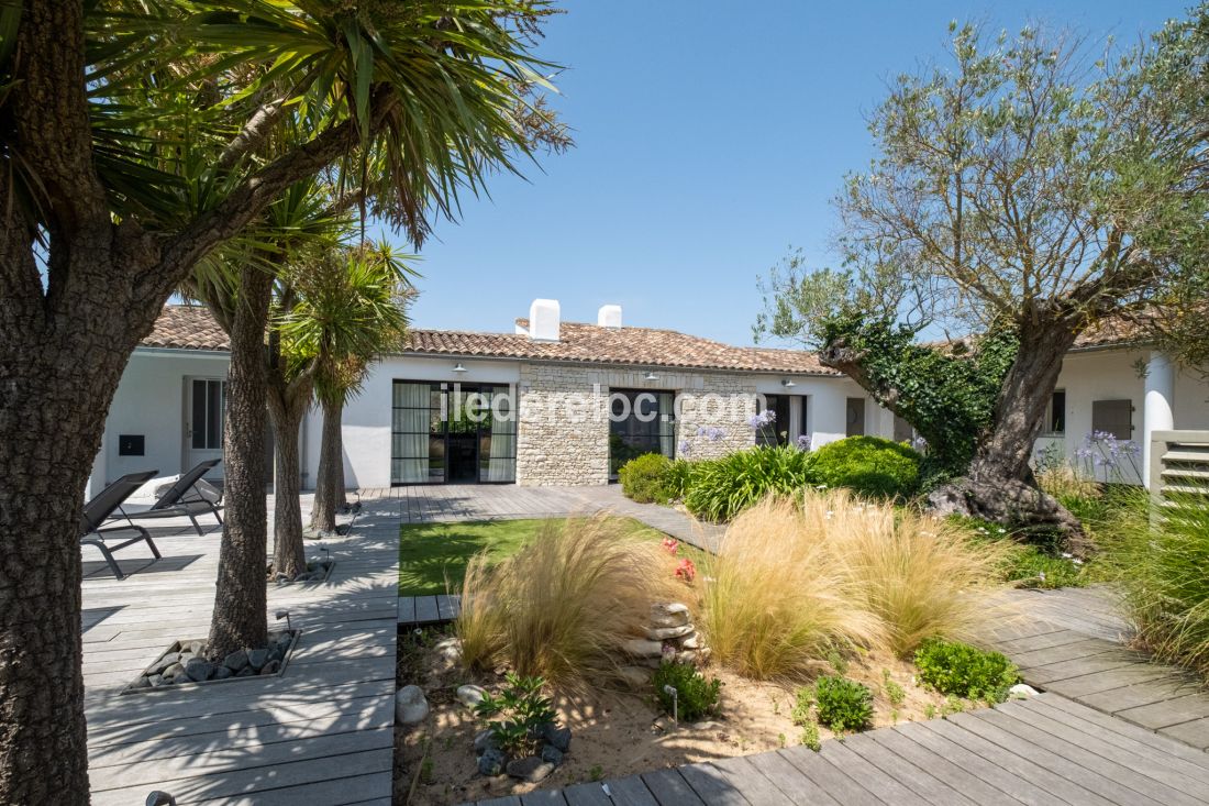 Photo 12 : NC d'une maison située à La Couarde-sur-mer, île de Ré.