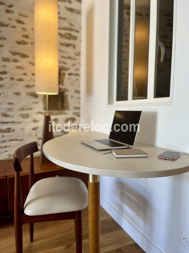 Photo 4 : BUREAU d'une maison située à Les Portes-en-Ré, île de Ré.